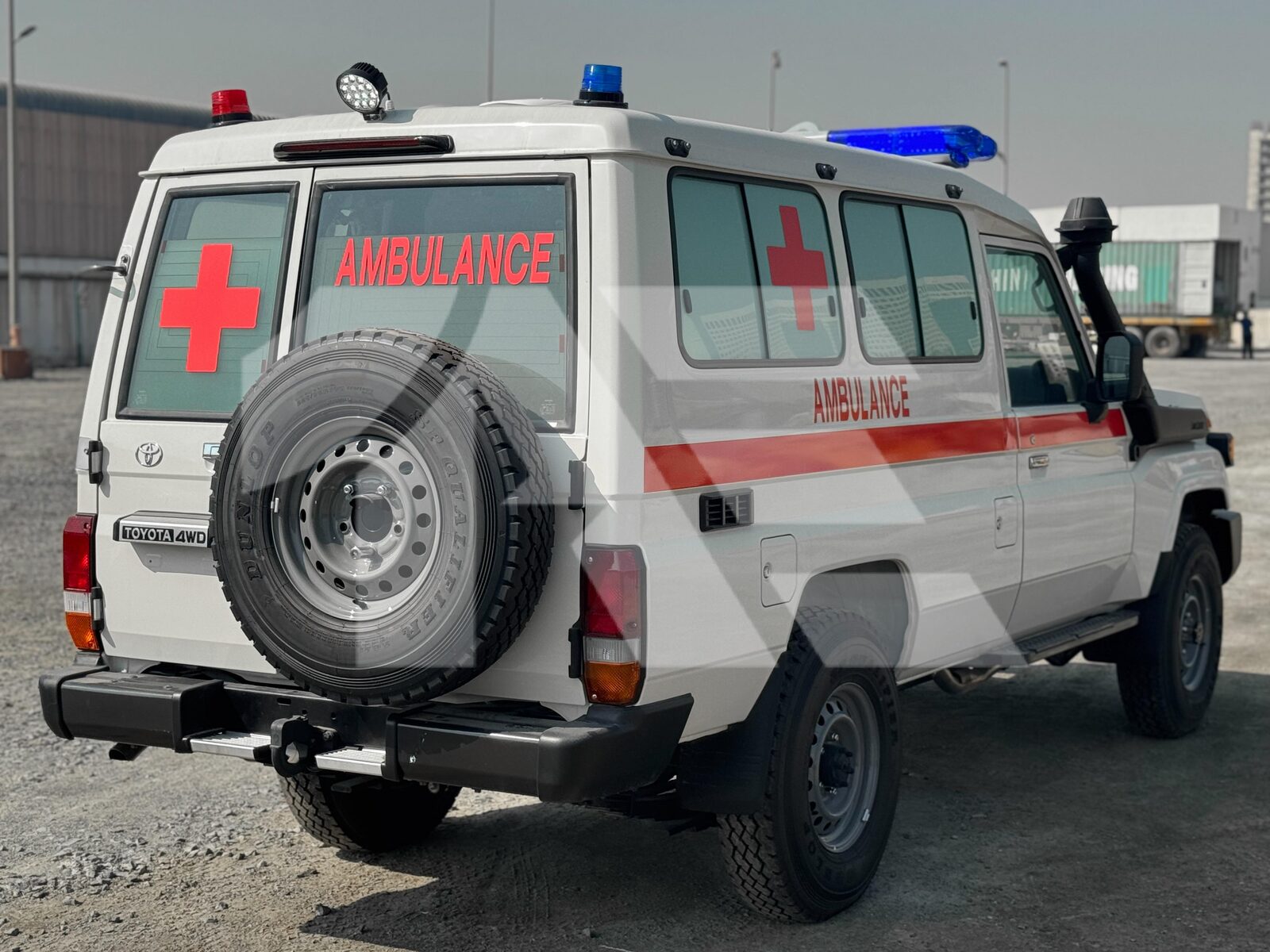Toyota LC78 Mobile Ambulance Unit photo 6