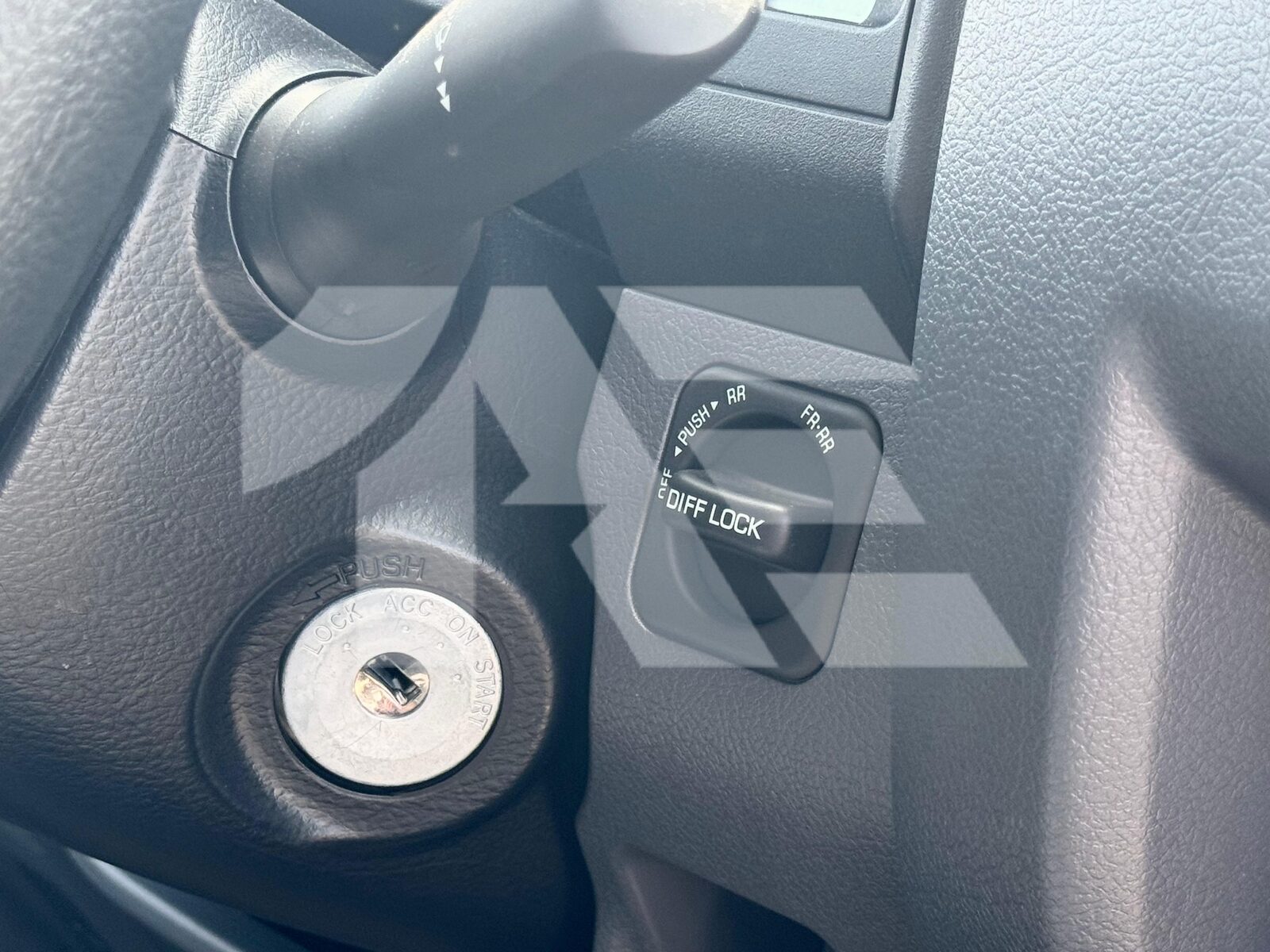 Toyota Land Cruiser LC76 photo 20