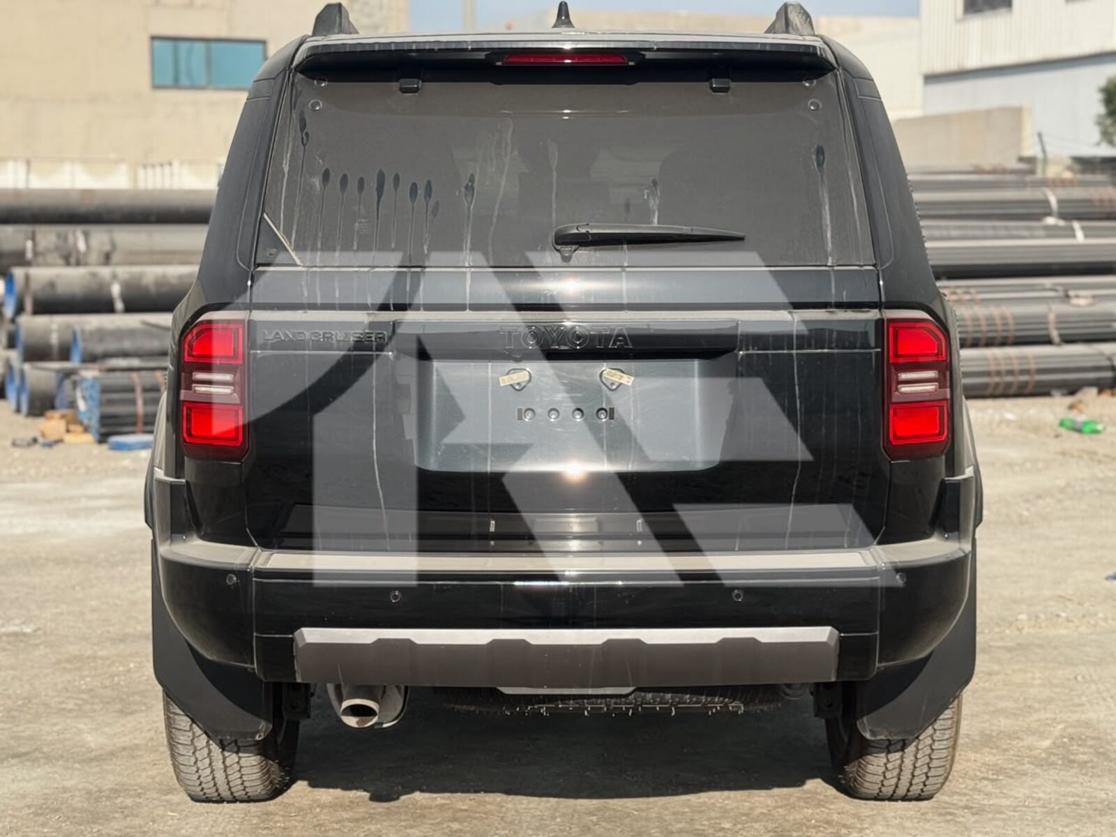 Toyota Land Cruiser Prado Premium photo 8
