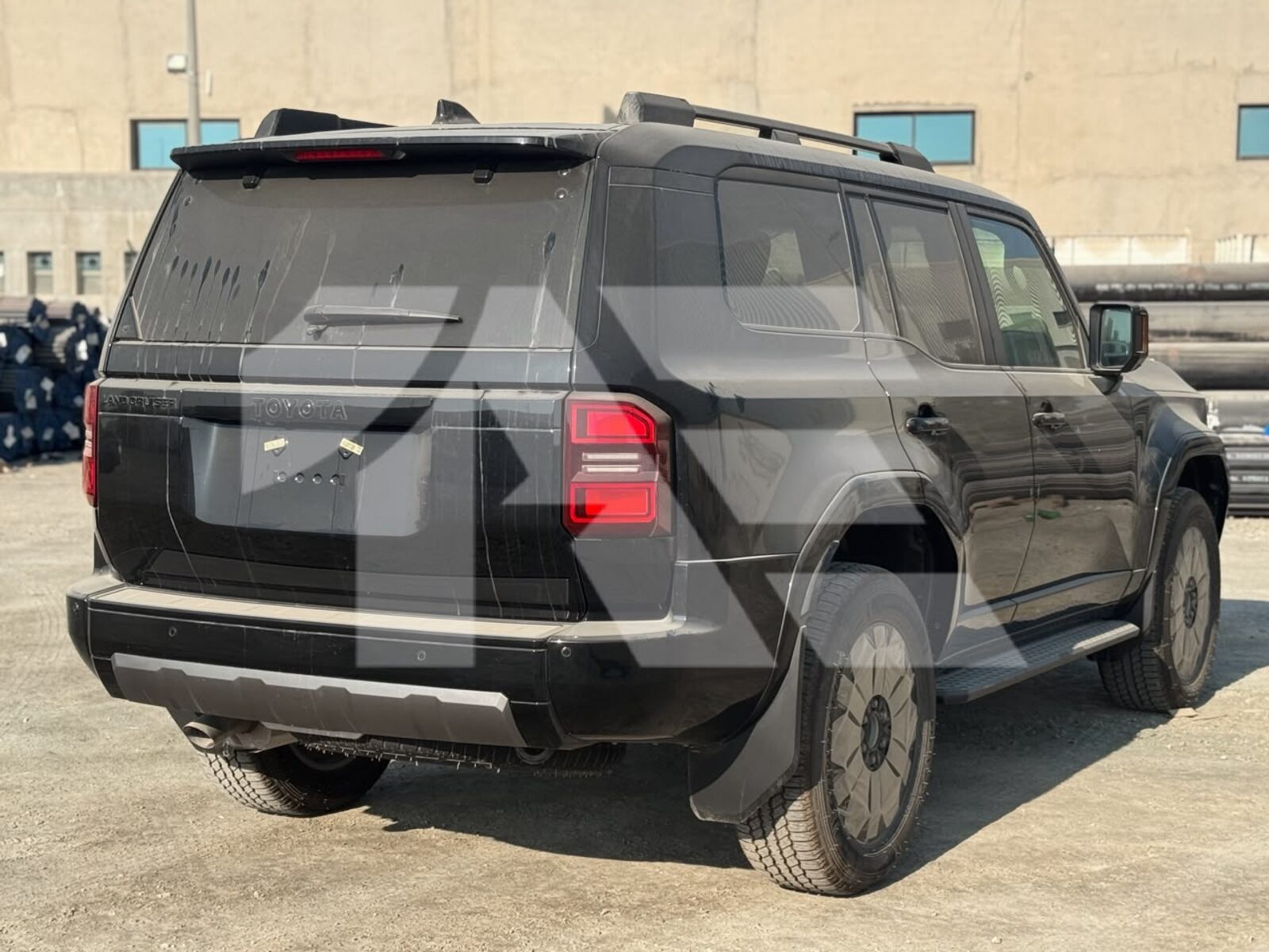 Toyota Land Cruiser Prado Premium photo 9