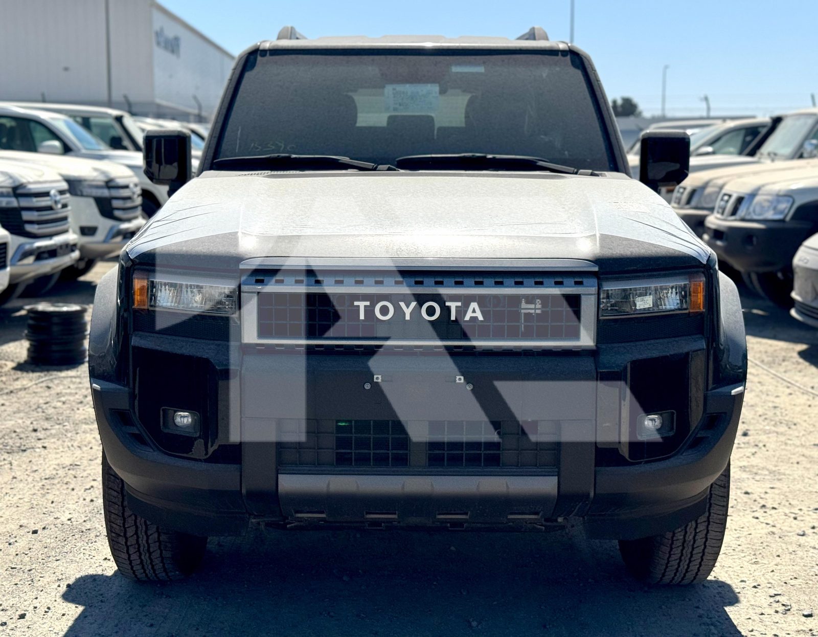 Toyota Land Cruiser Prado TXL photo 2