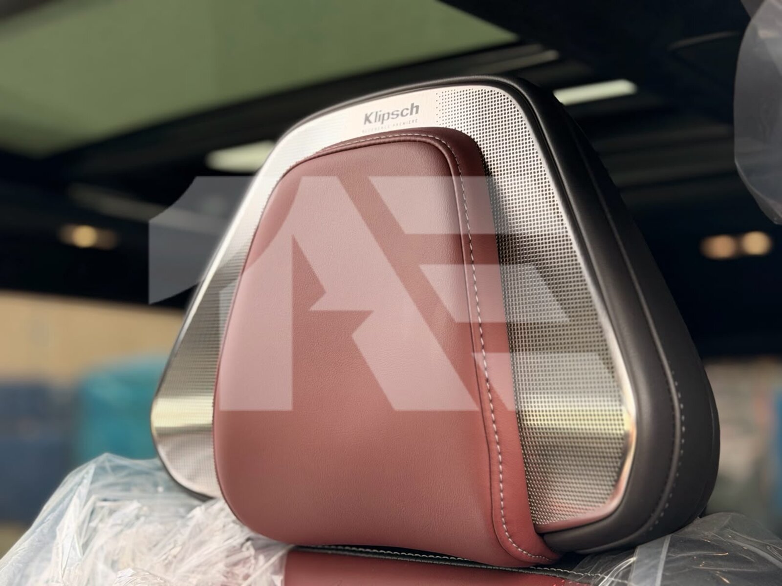 Infiniti QX80 Autograph photo 15