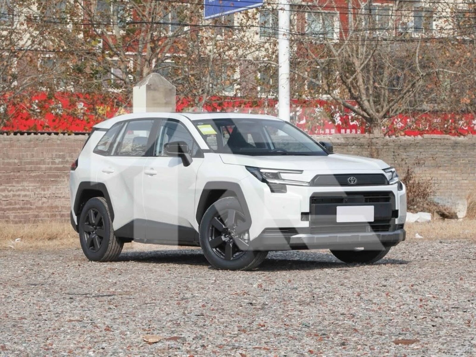 Toyota RAV4 Luxury photo 3