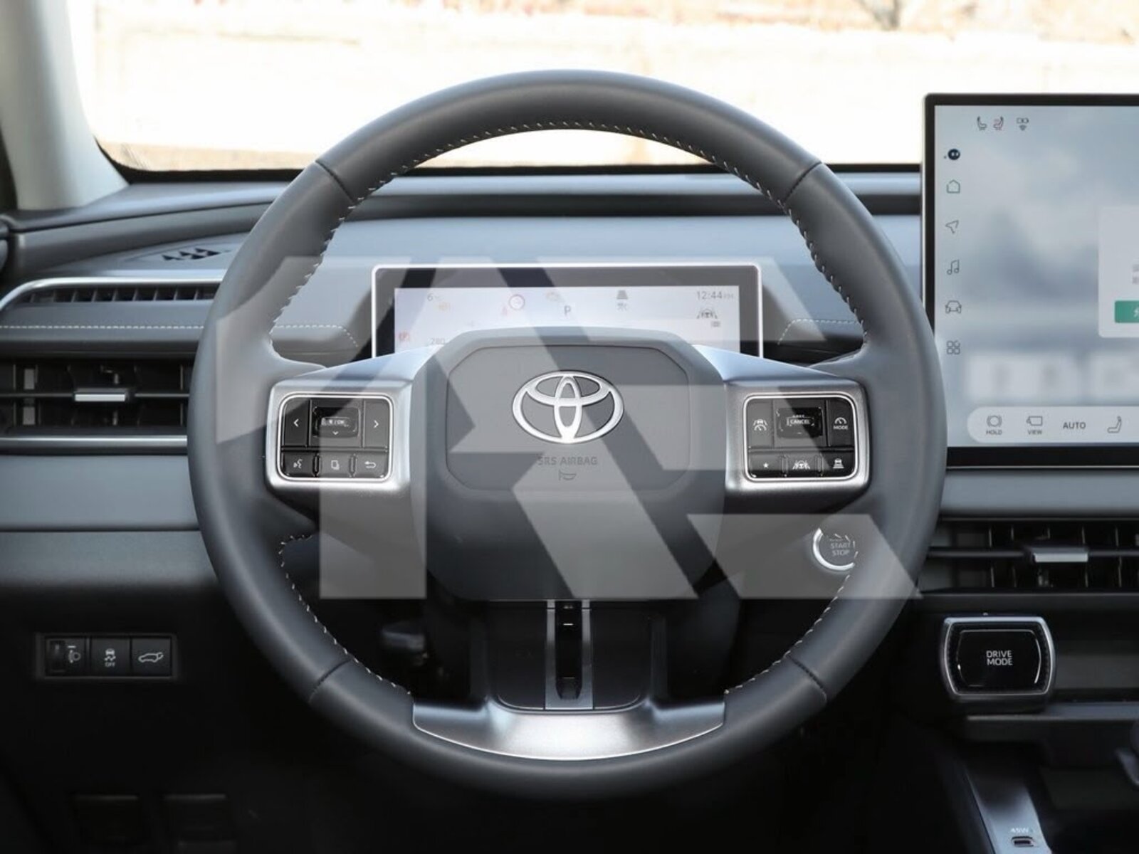 Toyota RAV4 Luxury photo 23