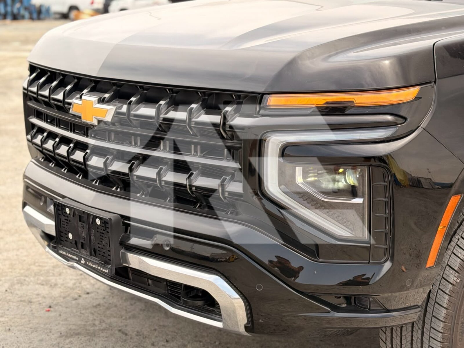 Chevrolet Suburban LS photo 8