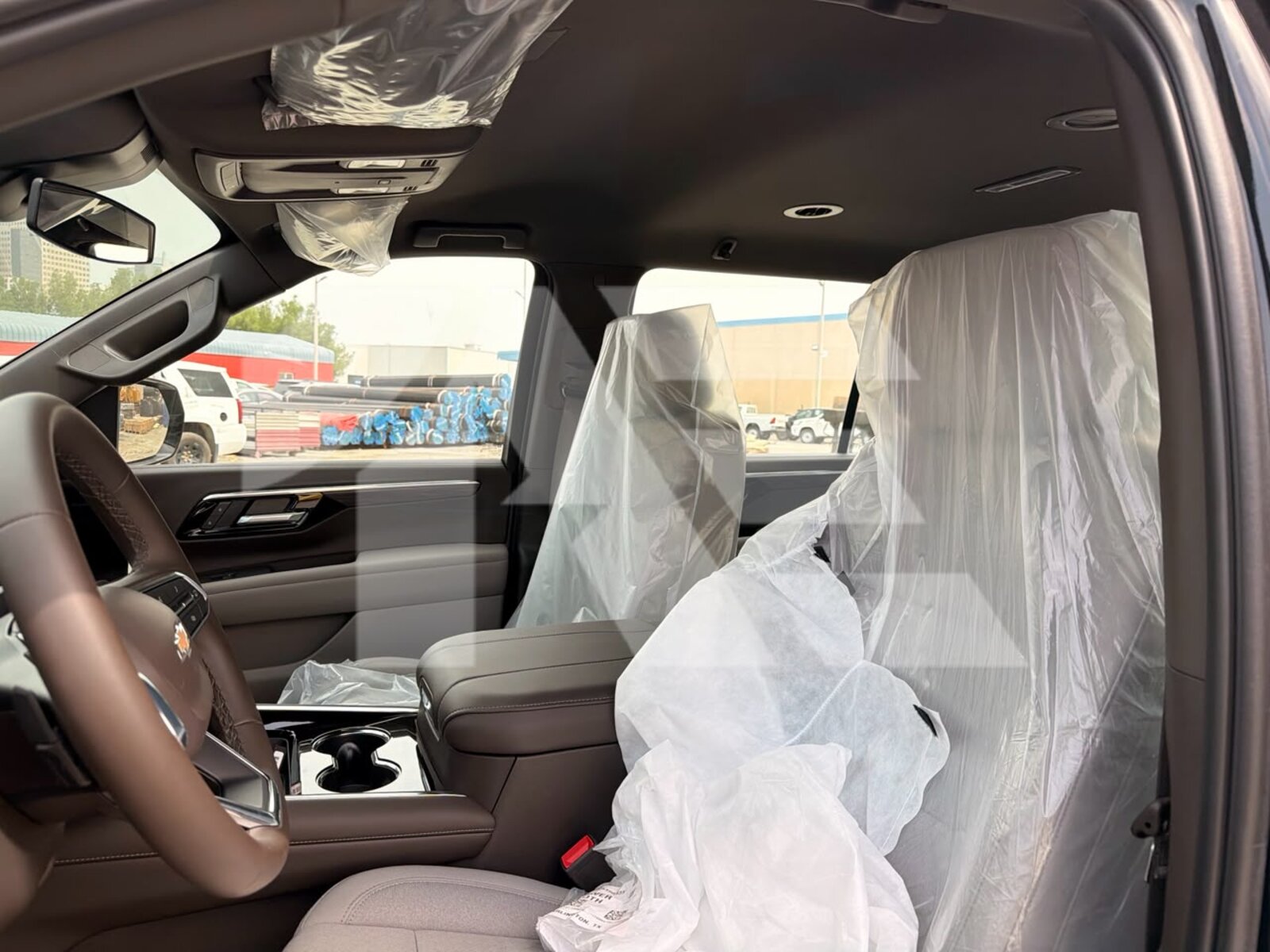Chevrolet Suburban LS photo 19