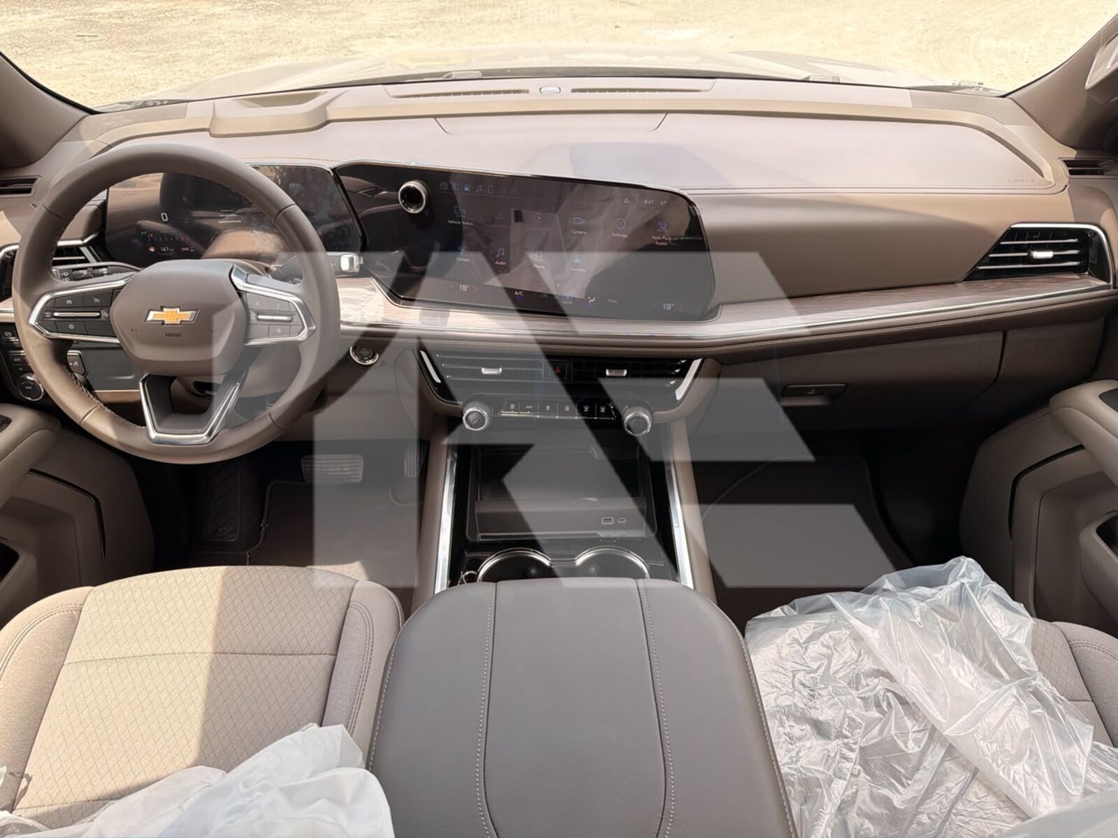 Chevrolet Suburban LS photo 26